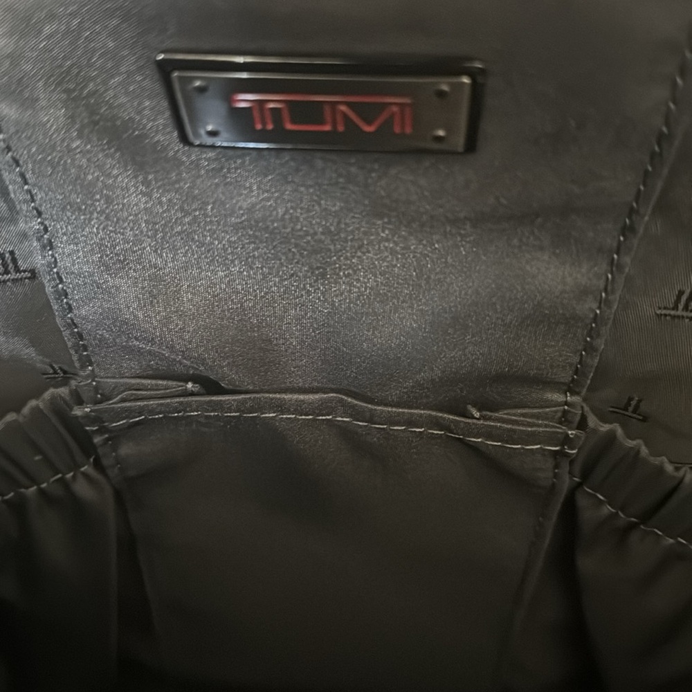 Tumi Messenger lap top Roller Bag Black canvas Travel work multiple pockets - Picture 7 of 10